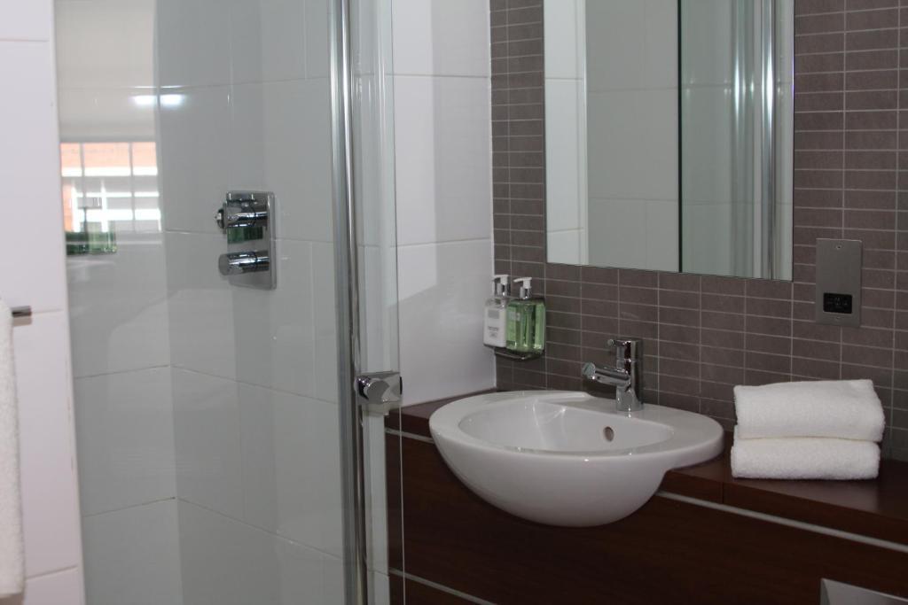 Cook'S Of Stirling Hotel Bilik gambar